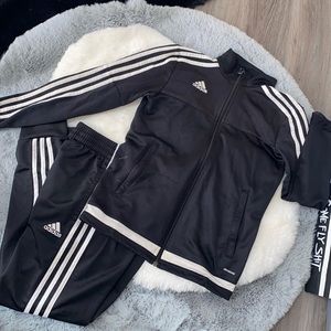 Boys Adidas 2pc Track suit